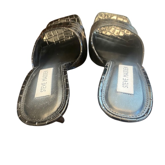 Steve Madden Signal Slides - Black Faux-Crocodile - Picture 4 of 6